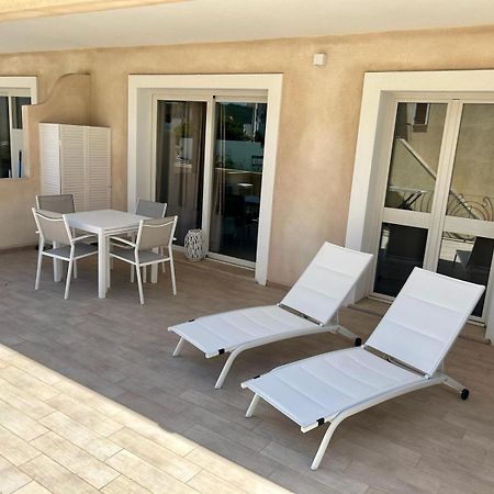 Appartamento Incantevole Con Piscina Palau Exterior foto